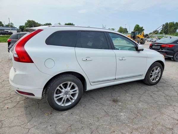2016 VOLVO XC60