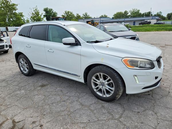 2016 VOLVO XC60