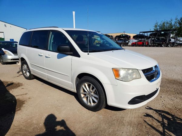 2013 DODGE GRAND CARAVAN SE