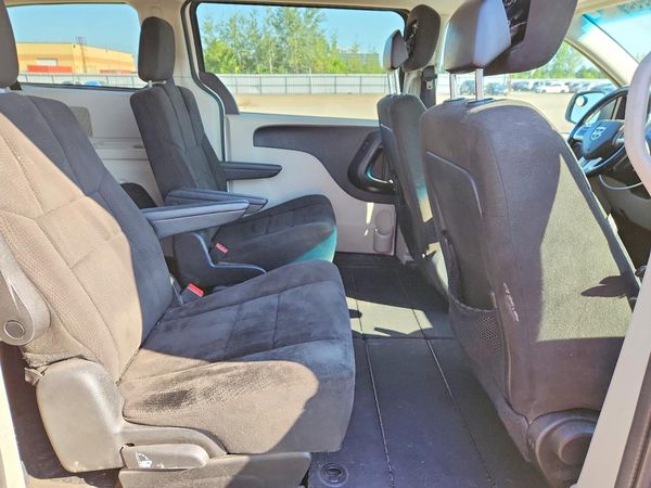2013 DODGE GRAND CARAVAN SE