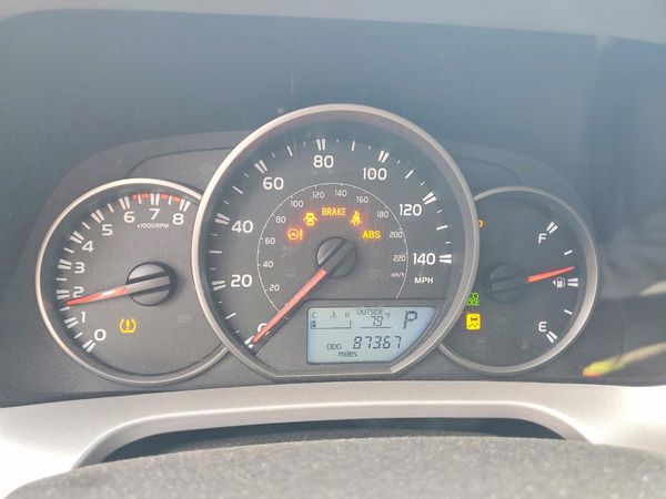 2016 TOYOTA RAV4