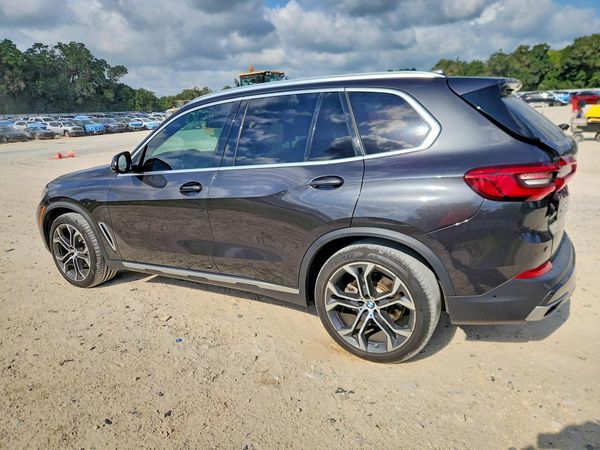 2020 BMW 1100 sDrive40i