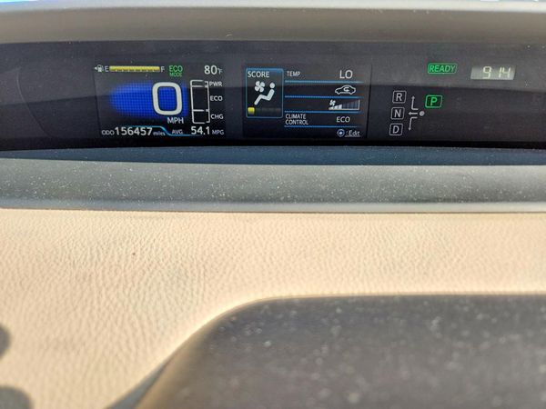 2016 TOYOTA PRIUS