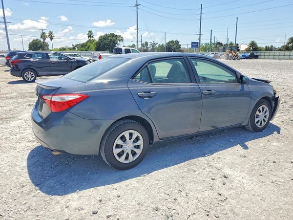 2015 TOYOTA COROLLA