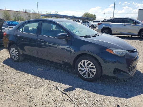2017 TOYOTA COROLLA