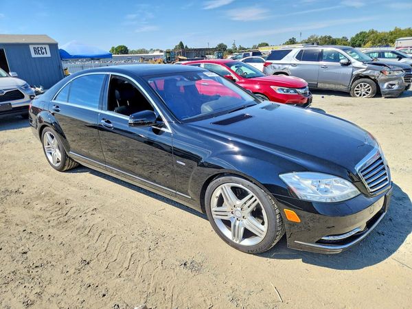 2012 MERCEDES-BENZ S S550