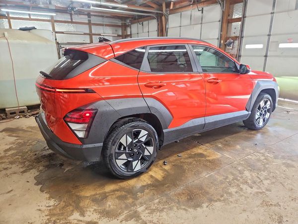 2024 HYUNDAI KONA SE