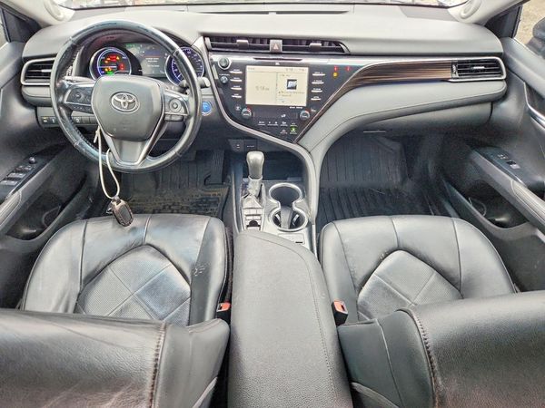 2019 TOYOTA CAMRY SOLA SE/XLE Hybrid — CKPT