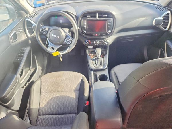 2023 KIA SOUL LX, S — CKPT