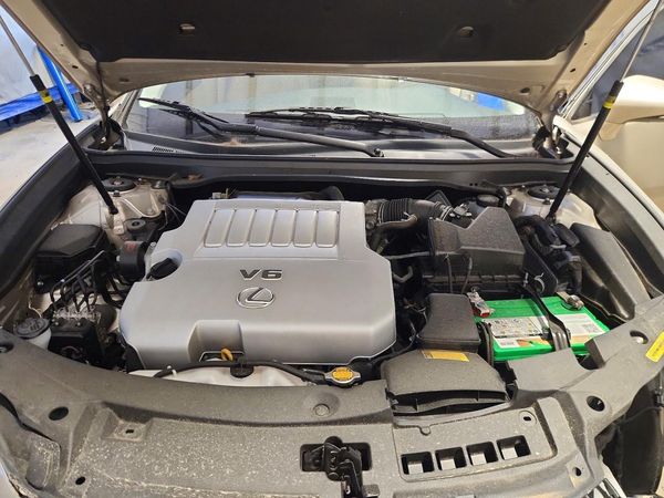 2013 LEXUS ES