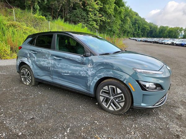 2022 HYUNDAI KONA SEL W/O Convenience Pkg