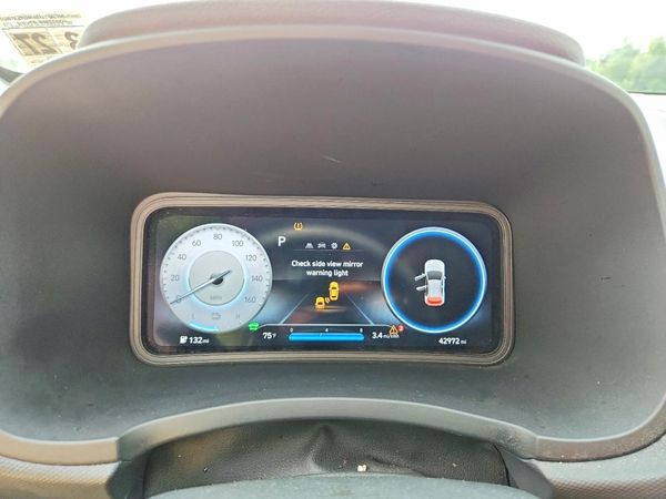 2022 HYUNDAI KONA SEL W/O Convenience Pkg
