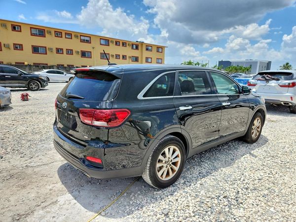 2020 KIA SORENTO