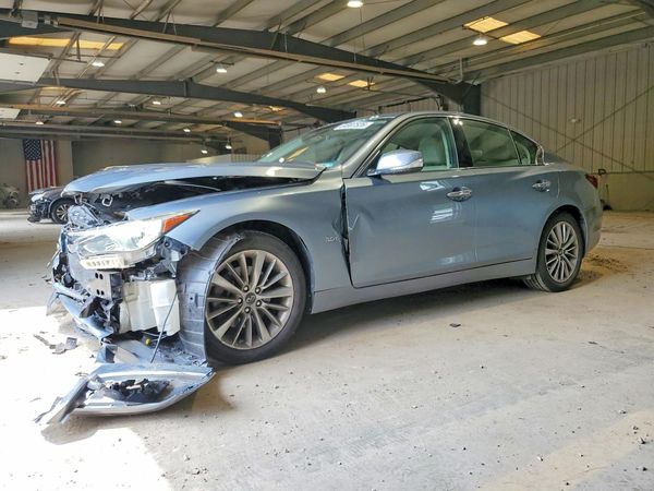 2018 INFINITI Q50
