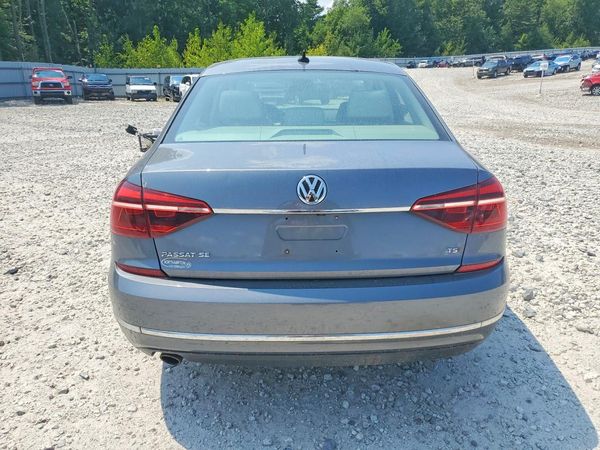 2017 VOLKSWAGEN PASSAT SE
