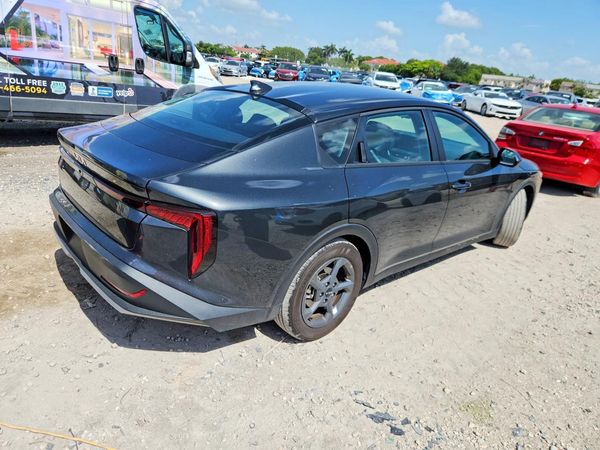 2026 KIA K4 LX, LXS