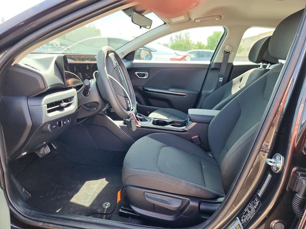 2026 KIA K4 LX, LXS
