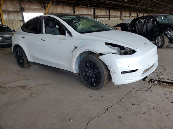 2021 TESLA Y