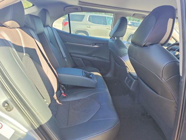 2019 TOYOTA CAMRY XSE