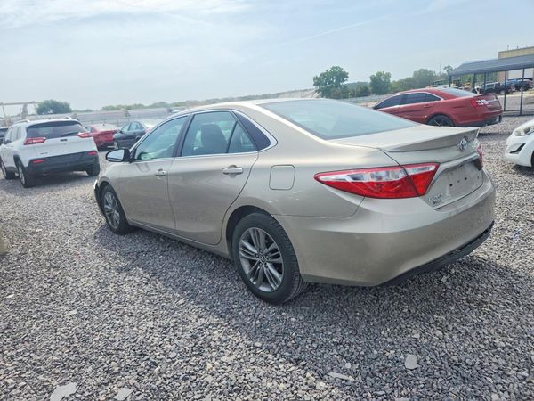 2015 TOYOTA CAMRY