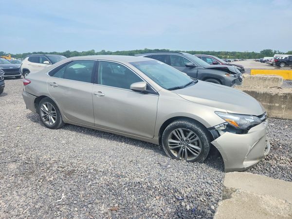 2015 TOYOTA CAMRY
