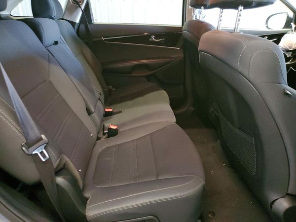 2019 KIA SORENTO L, LX, S