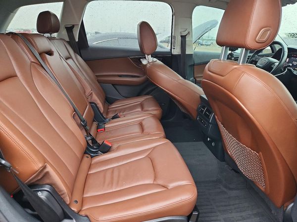 2018 AUDI Q7 quattro Premium Plus