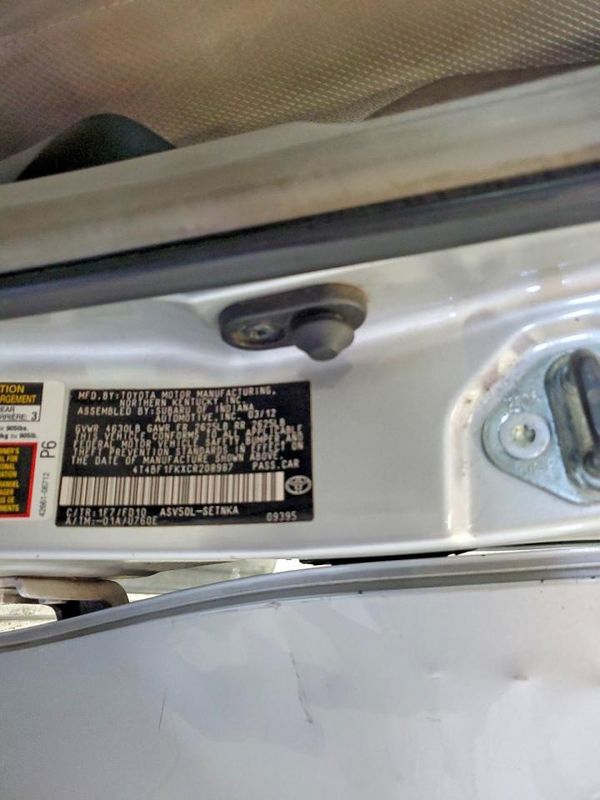 2012 TOYOTA CAMRY