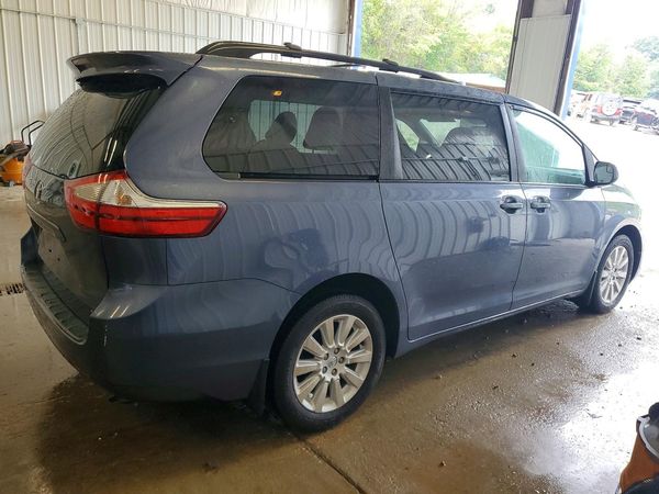 2015 TOYOTA SIENNA