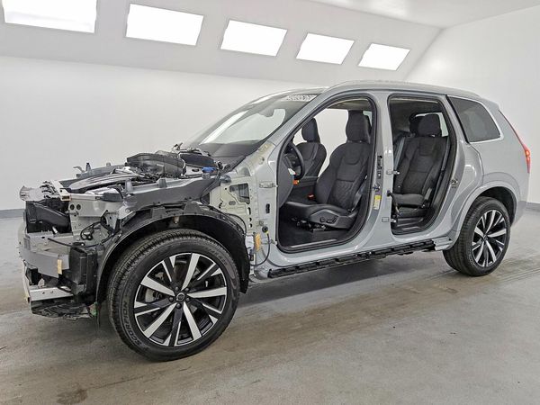 2026 VOLVO XC90 — DSFA — Front 3/4