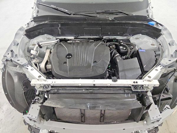 2026 VOLVO XC90 Core — Engine bay