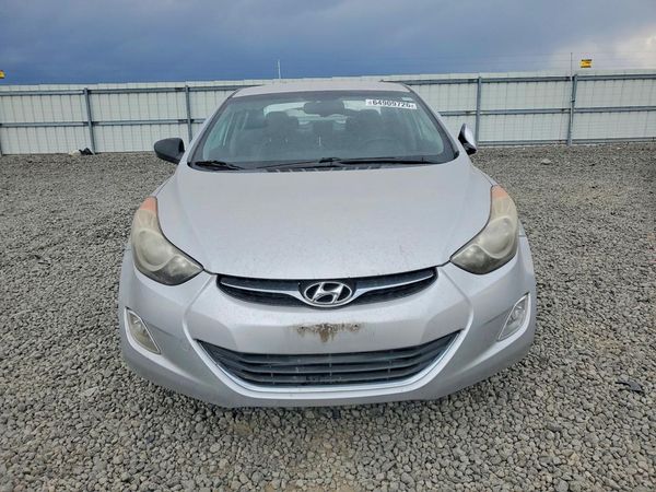 2013 HYUNDAI ELANTRA
