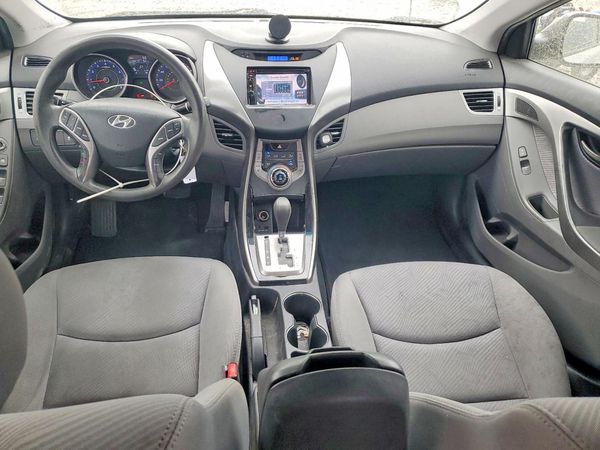 2013 HYUNDAI ELANTRA