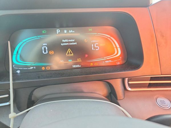 2025 HYUNDAI ELANTRA Blue, SEL Sport — ODOM