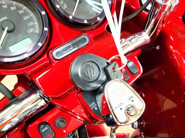 2013 HARLEY-DAVIDSON FLTRU