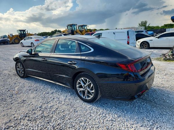 2021 HYUNDAI SONATA SEL