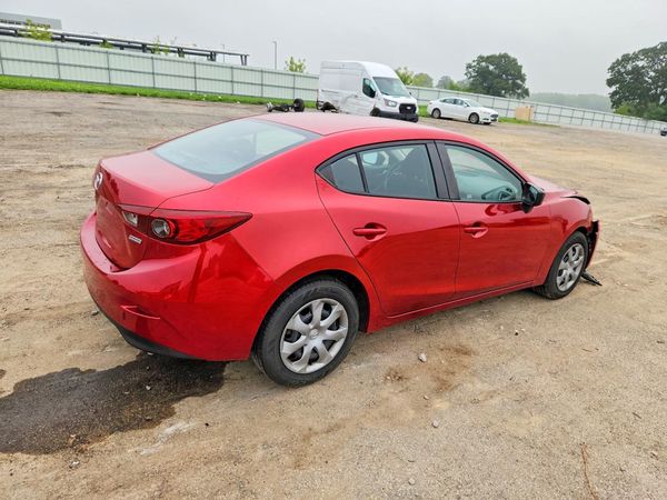 2015 MAZDA 3 SV/Base
