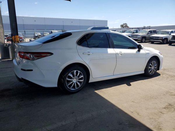 2019 TOYOTA CAMRY