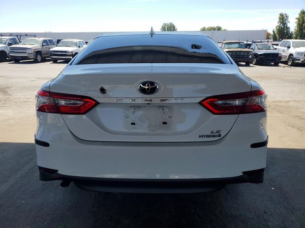 2019 TOYOTA CAMRY