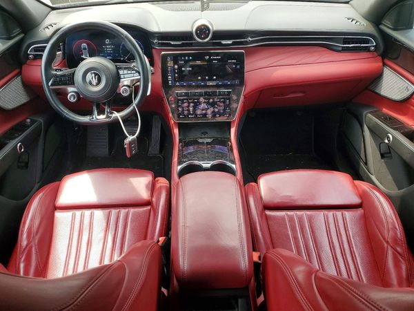 2023 MASERATI GRECALE