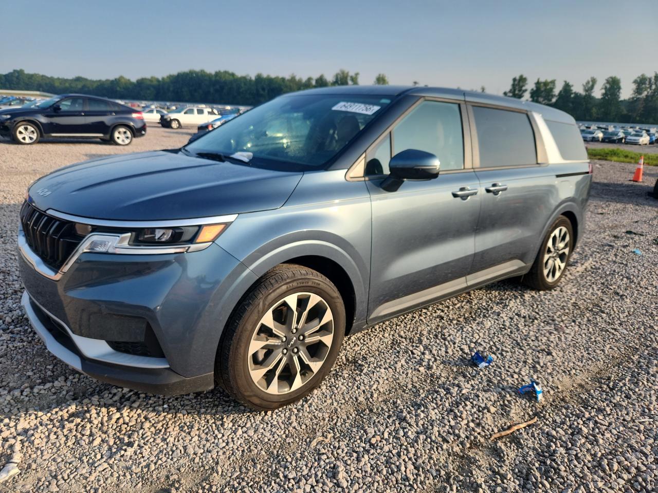 2024 KIA CARNIVAL EX