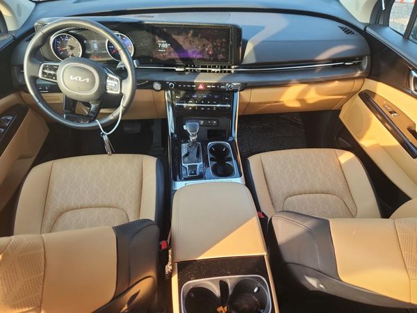 2024 KIA CARNIVAL EX
