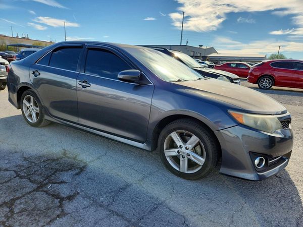 2013 TOYOTA CAMRY