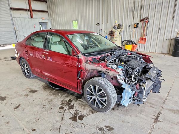 2017 VOLKSWAGEN JETTA SE