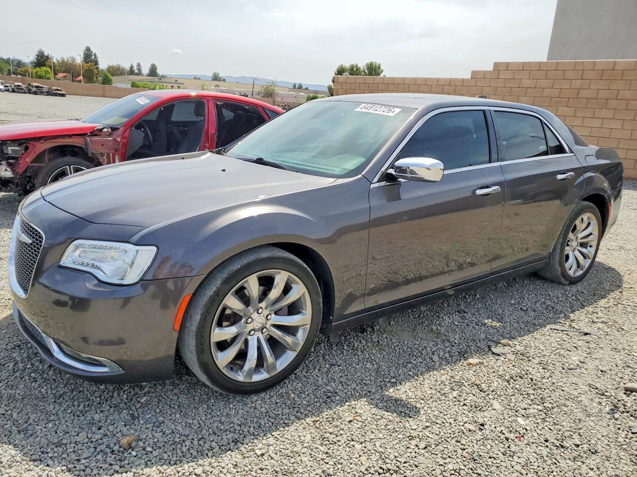 2019 CHRYSLER 300