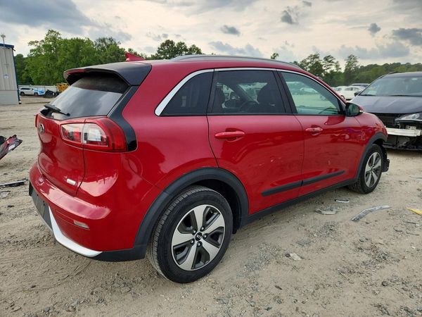2018 KIA NIRO