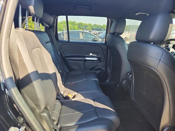2021 MERCEDES-BENZ GLB GLB250