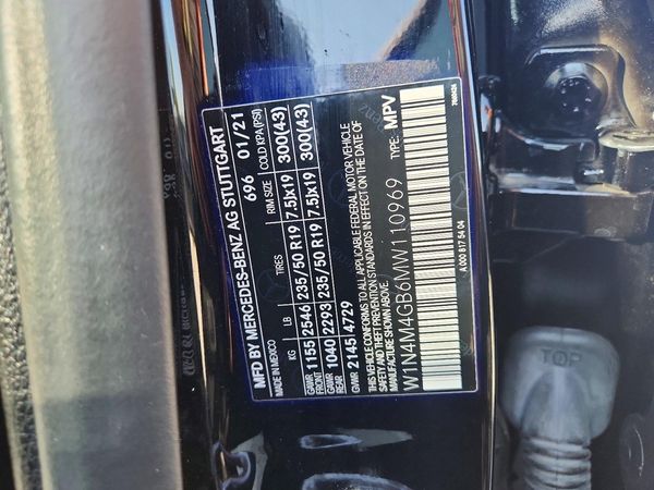 2021 MERCEDES-BENZ GLB GLB250