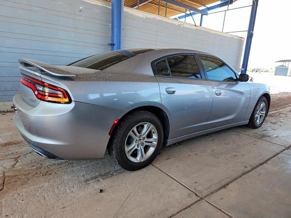 2016 DODGE CHARGER SE