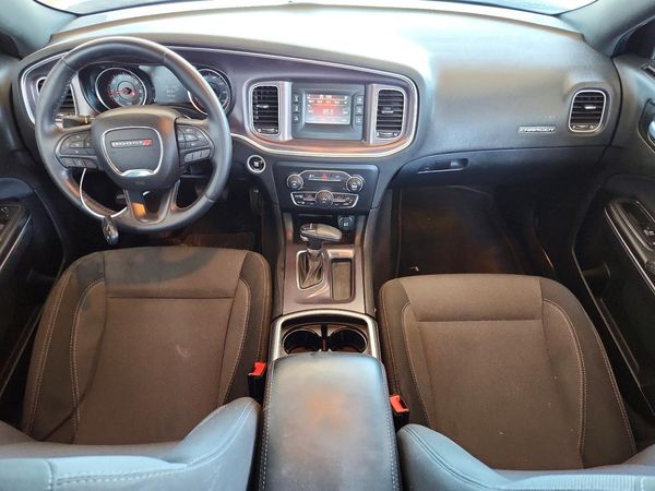 2016 DODGE CHARGER SE